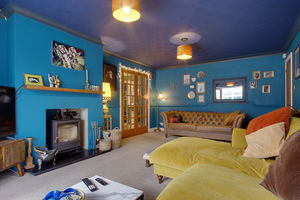 Lounge- click for photo gallery